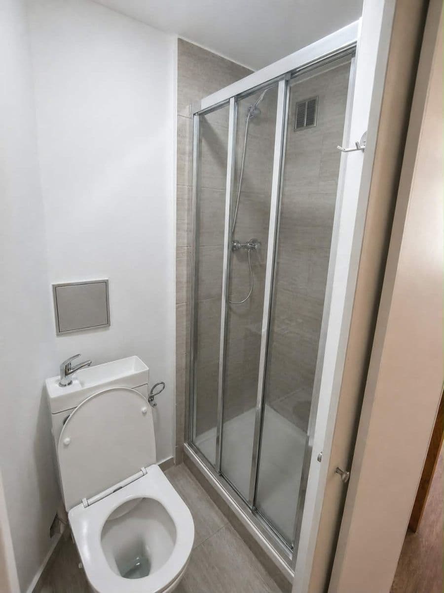 Pronájem bytu 1+kk 13 m², U Smaltovny, Praha, Praha Pronájem bytu 1+kk 13 m², U Smaltovny, Praha, Praha