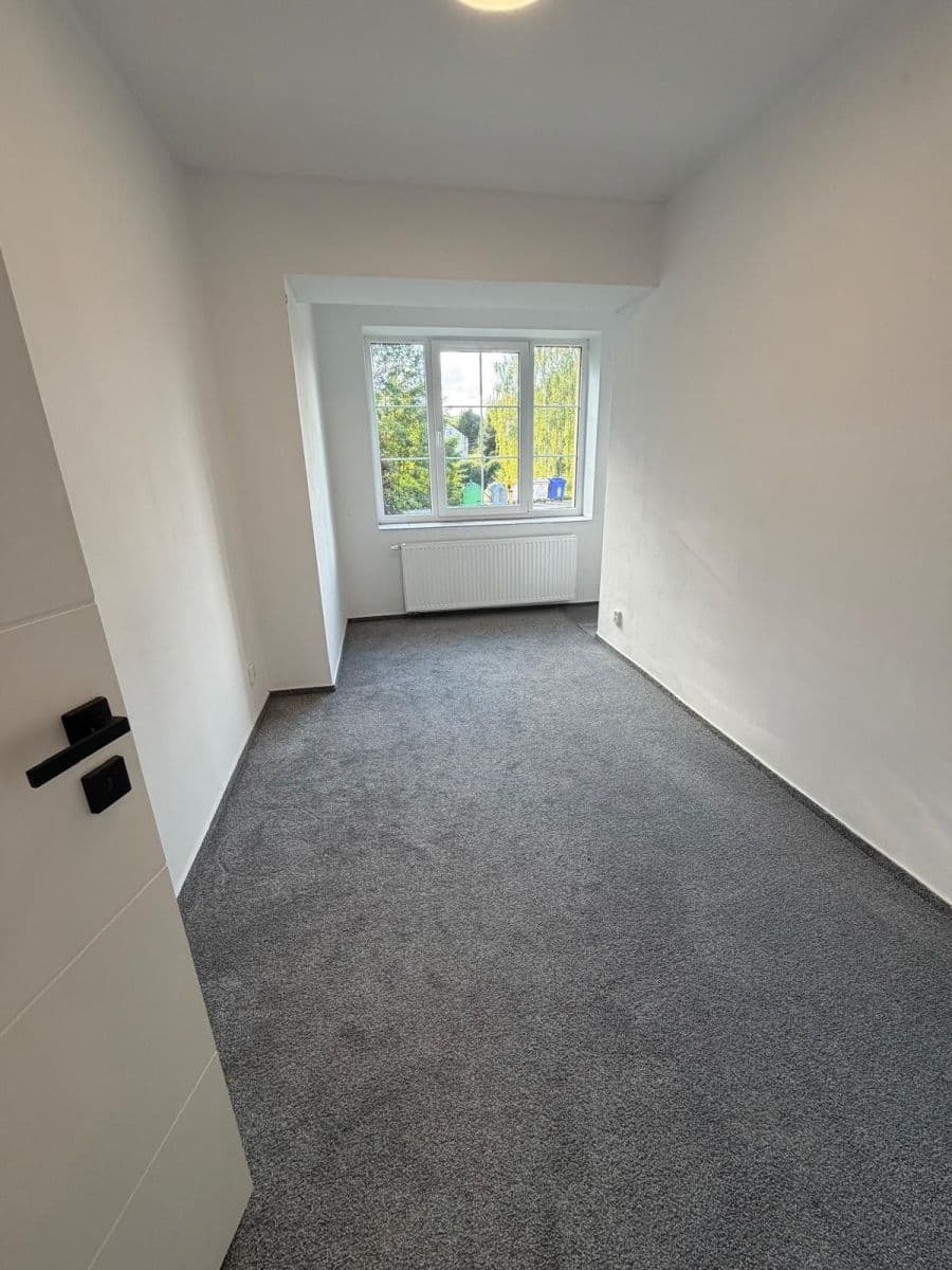 Prodej domu 280 m², pozemek 3.545 m², Bystřice, Středočeský kraj Prodej domu 280 m², pozemek 3.545 m², Bystřice, Středočeský kraj