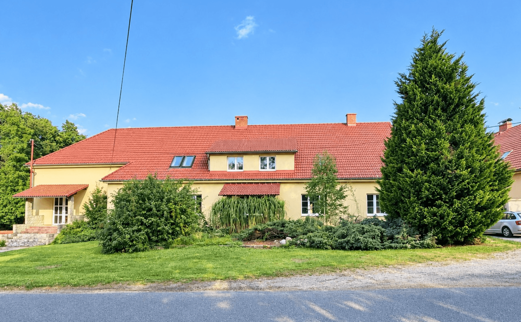 Prodej domu 280 m², pozemek 3.545 m², Bystřice, Středočeský kraj Prodej domu 280 m², pozemek 3.545 m², Bystřice, Středočeský kraj