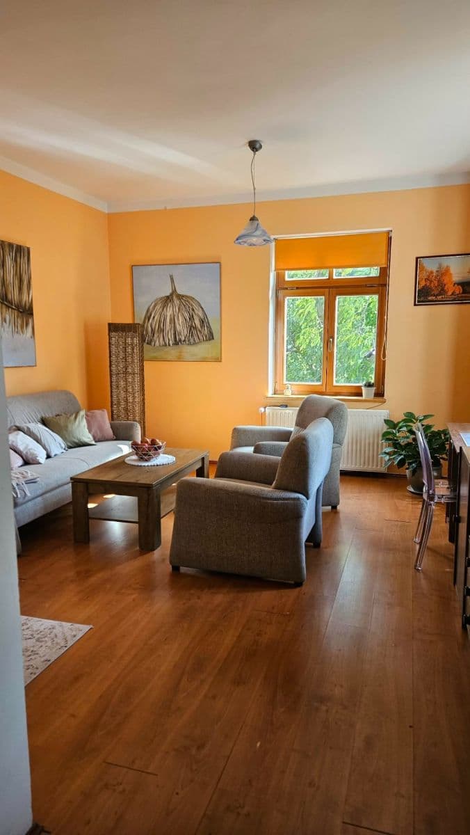 Pronájem bytu 2+1 47 m², Na Výšině, Karlovy Vary, Karlovarský kraj Pronájem bytu 2+1 47 m², Na Výšině, Karlovy Vary, Karlovarský kraj