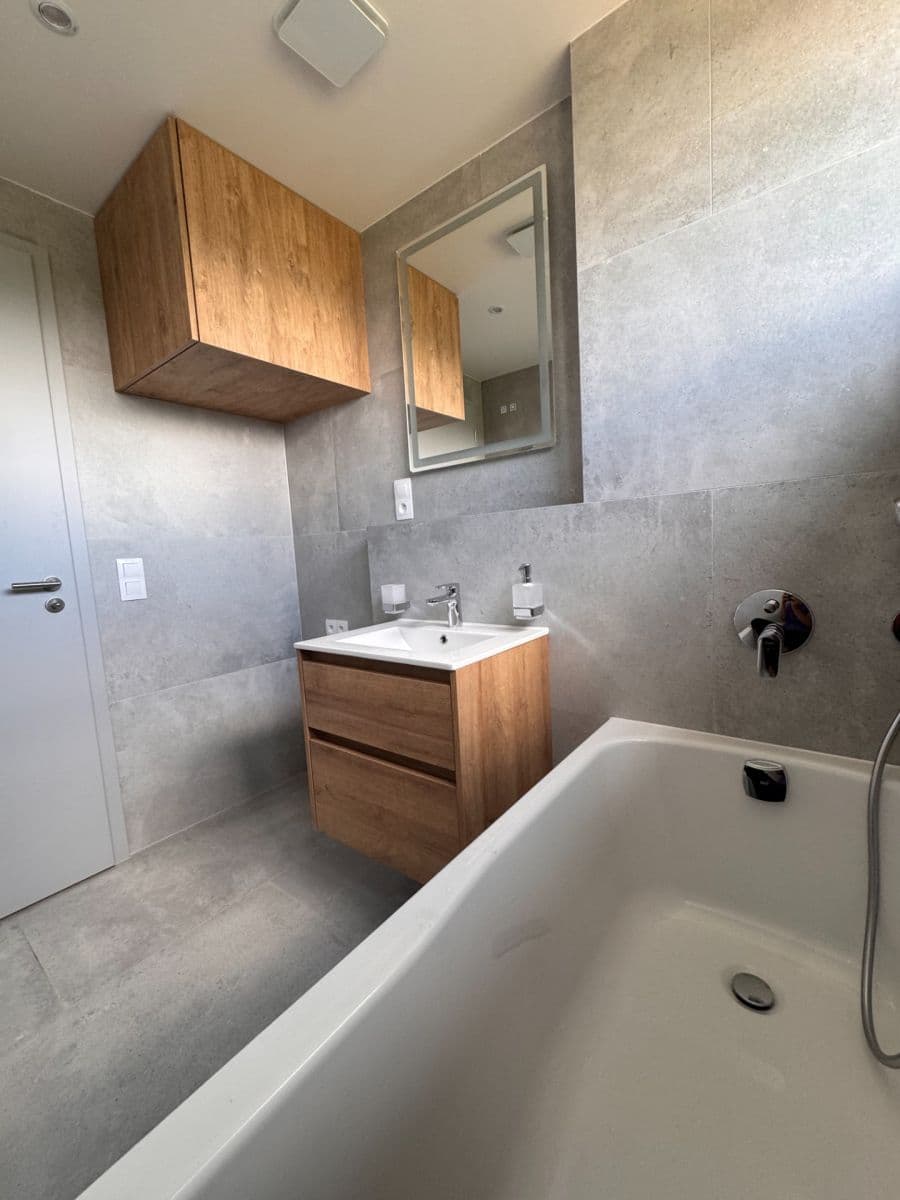 Pronájem bytu 3+kk 82 m², Kárníkova, Praha, Praha Pronájem bytu 3+kk 82 m², Kárníkova, Praha, Praha