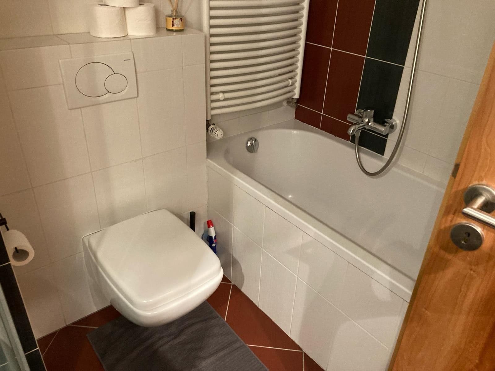 Pronájem bytu 1+kk 43 m², Husitská, Praha, Praha Pronájem bytu 1+kk 43 m², Husitská, Praha, Praha