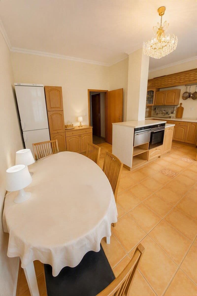 Prodej bytu 4+1 131 m², Strojnická, Praha, Praha Prodej bytu 4+1 131 m², Strojnická, Praha, Praha