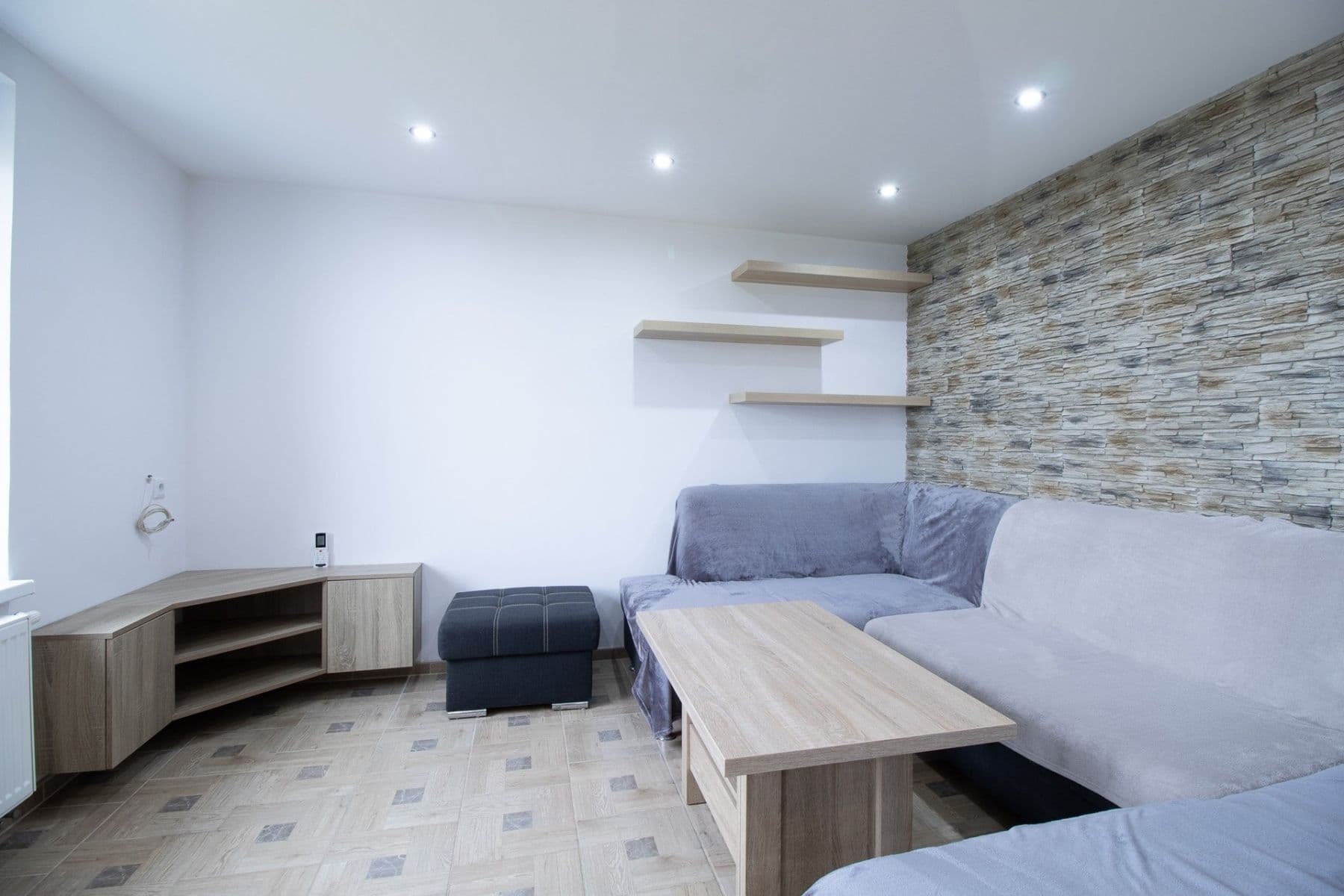 Pronájem bytu 3+1 65 m², Zalužanská, Mladá Boleslav, Středočeský kraj Pronájem bytu 3+1 65 m², Zalužanská, Mladá Boleslav, Středočeský kraj