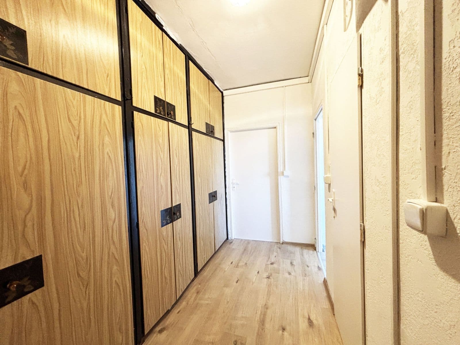 Pronájem bytu 2+1 57 m², Káranská, Praha, Praha Pronájem bytu 2+1 57 m², Káranská, Praha, Praha