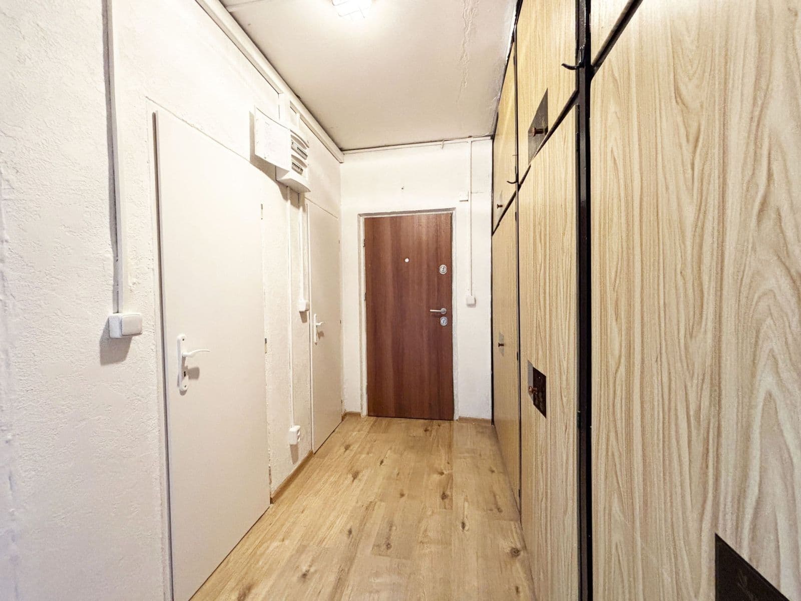 Pronájem bytu 2+1 57 m², Káranská, Praha, Praha Pronájem bytu 2+1 57 m², Káranská, Praha, Praha