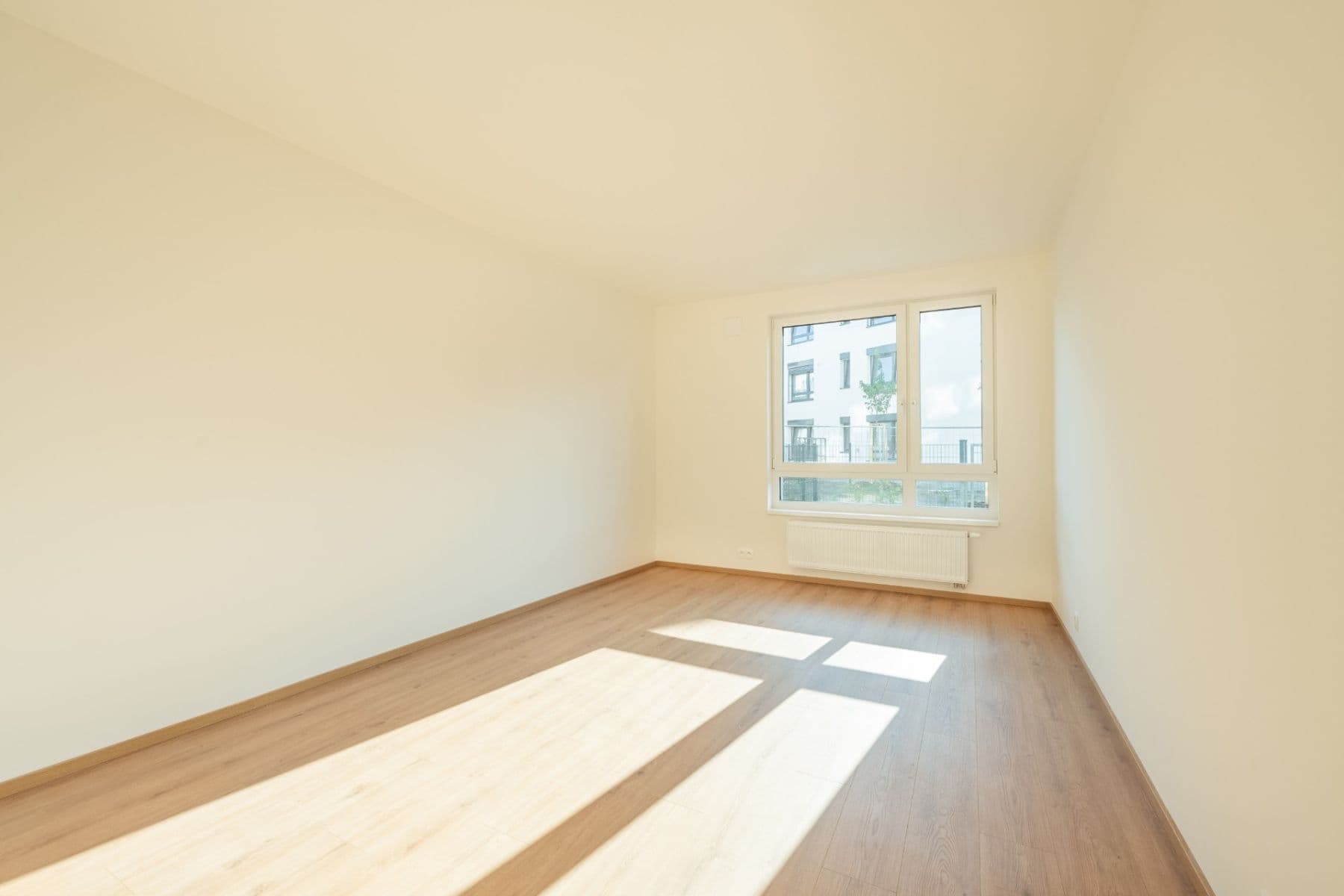 Pronájem bytu 3+kk 76 m², Ke stadionu, Kladno, Středočeský kraj Pronájem bytu 3+kk 76 m², Ke stadionu, Kladno, Středočeský kraj