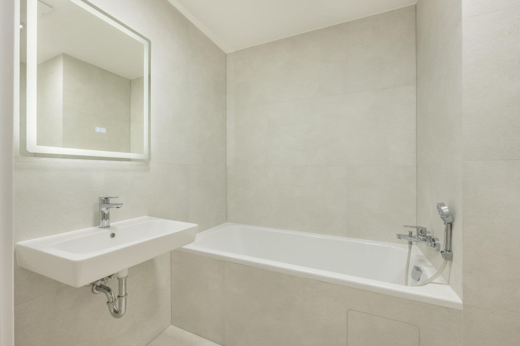 Pronájem bytu 3+kk 74 m², Ke stadionu, Kladno, Středočeský kraj Pronájem bytu 3+kk 74 m², Ke stadionu, Kladno, Středočeský kraj