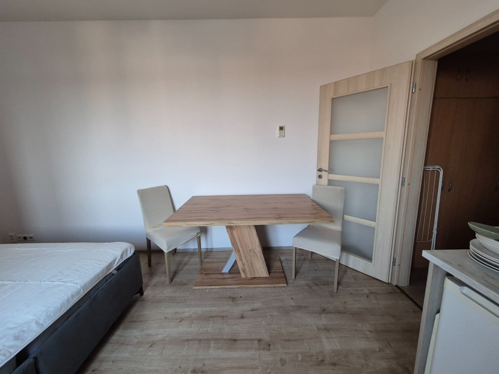 Pronájem bytu 1+kk 23 m², Freyova, Praha, Praha Pronájem bytu 1+kk 23 m², Freyova, Praha, Praha