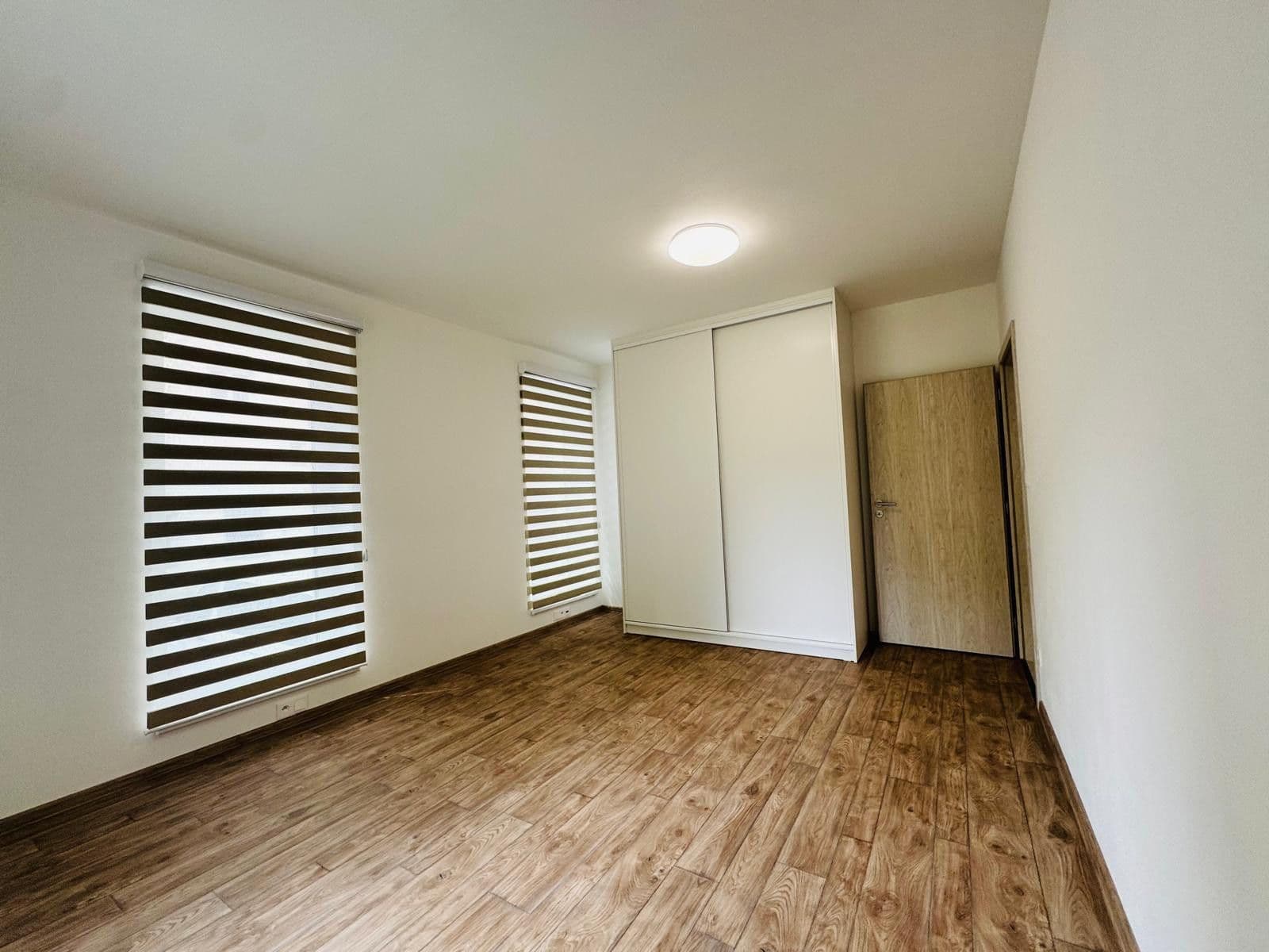 Pronájem bytu 2+kk 55 m², Lorencova, Zlín, Zlínský kraj Pronájem bytu 2+kk 55 m², Lorencova, Zlín, Zlínský kraj