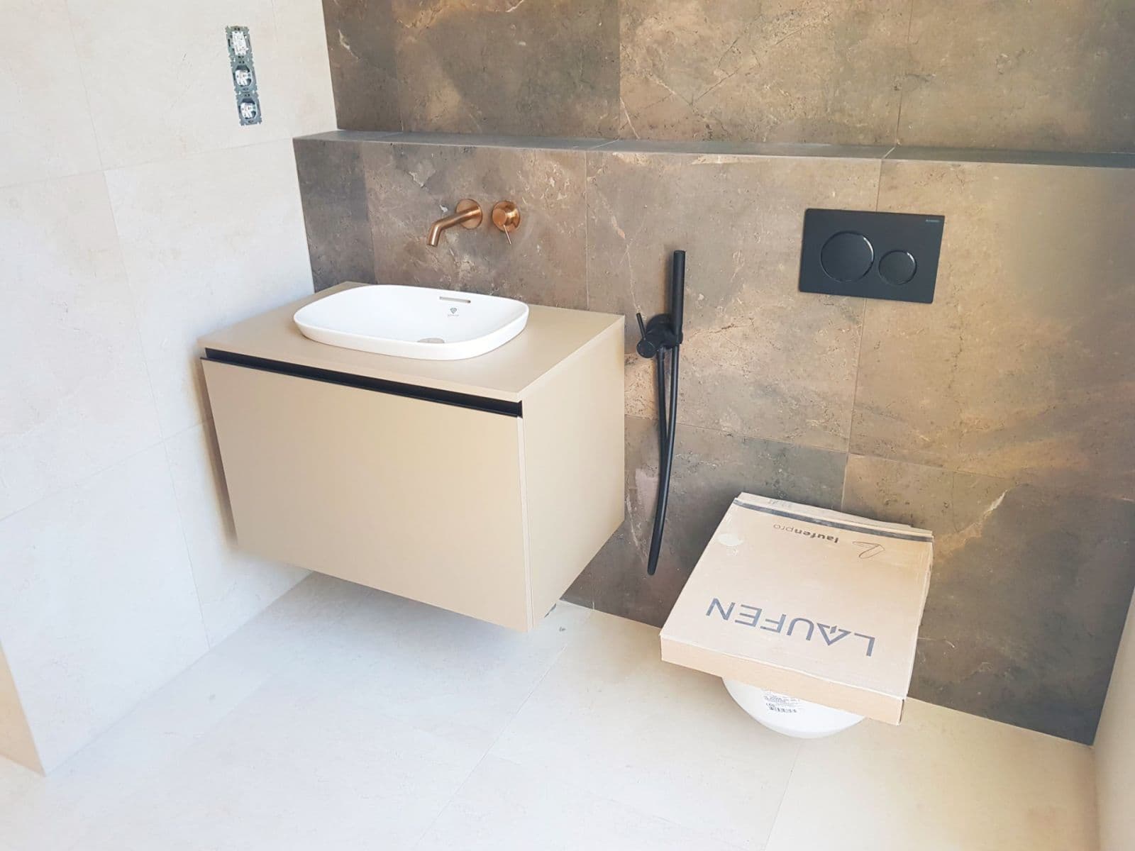 Prodej bytu 4+kk 157 m², U Starého židovského hřbitova, Praha, Praha Prodej bytu 4+kk 157 m², U Starého židovského hřbitova, Praha, Praha