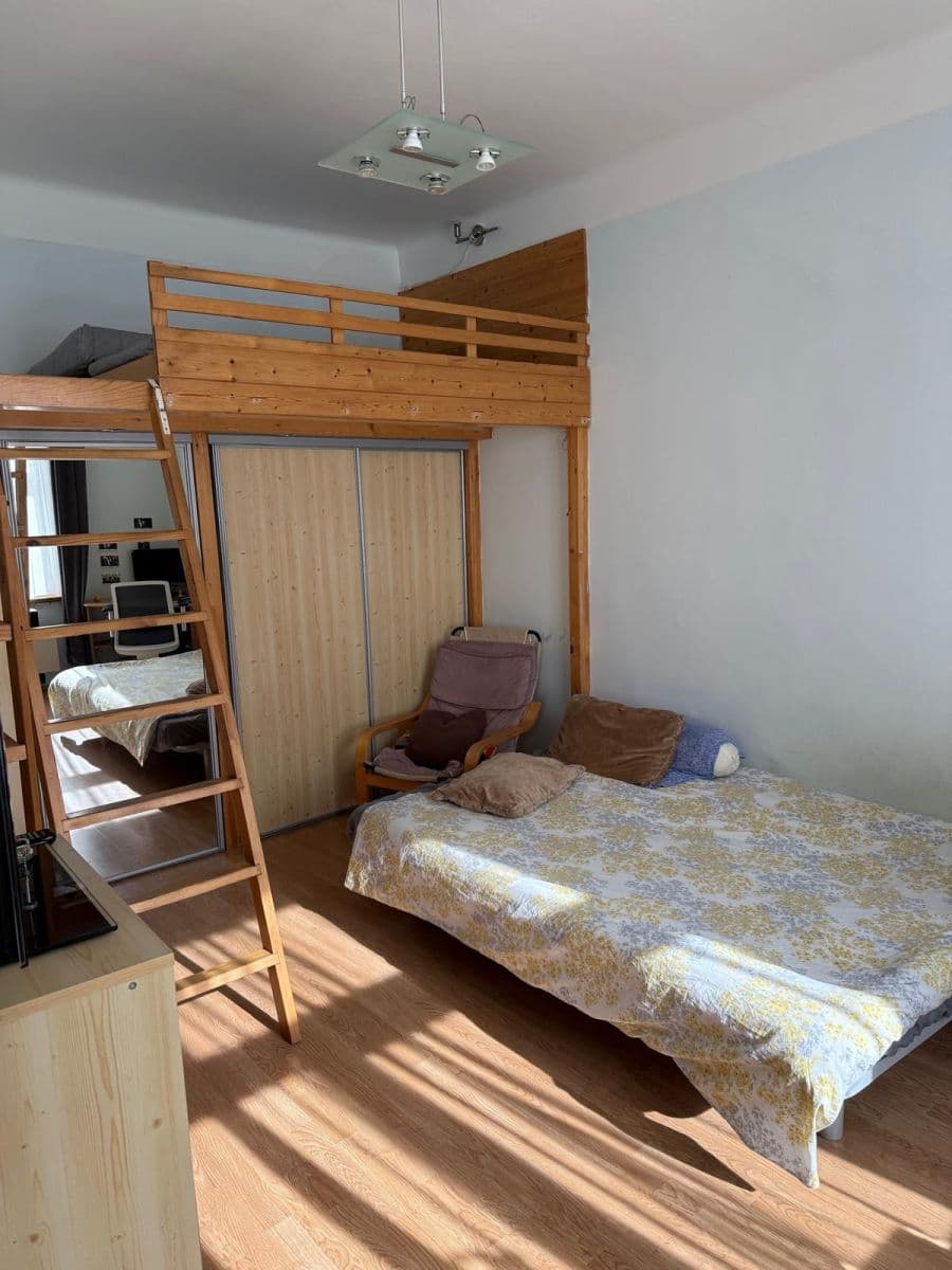 Pronájem bytu 1+1 38 m², Seifertova, Praha, Praha Pronájem bytu 1+1 38 m², Seifertova, Praha, Praha
