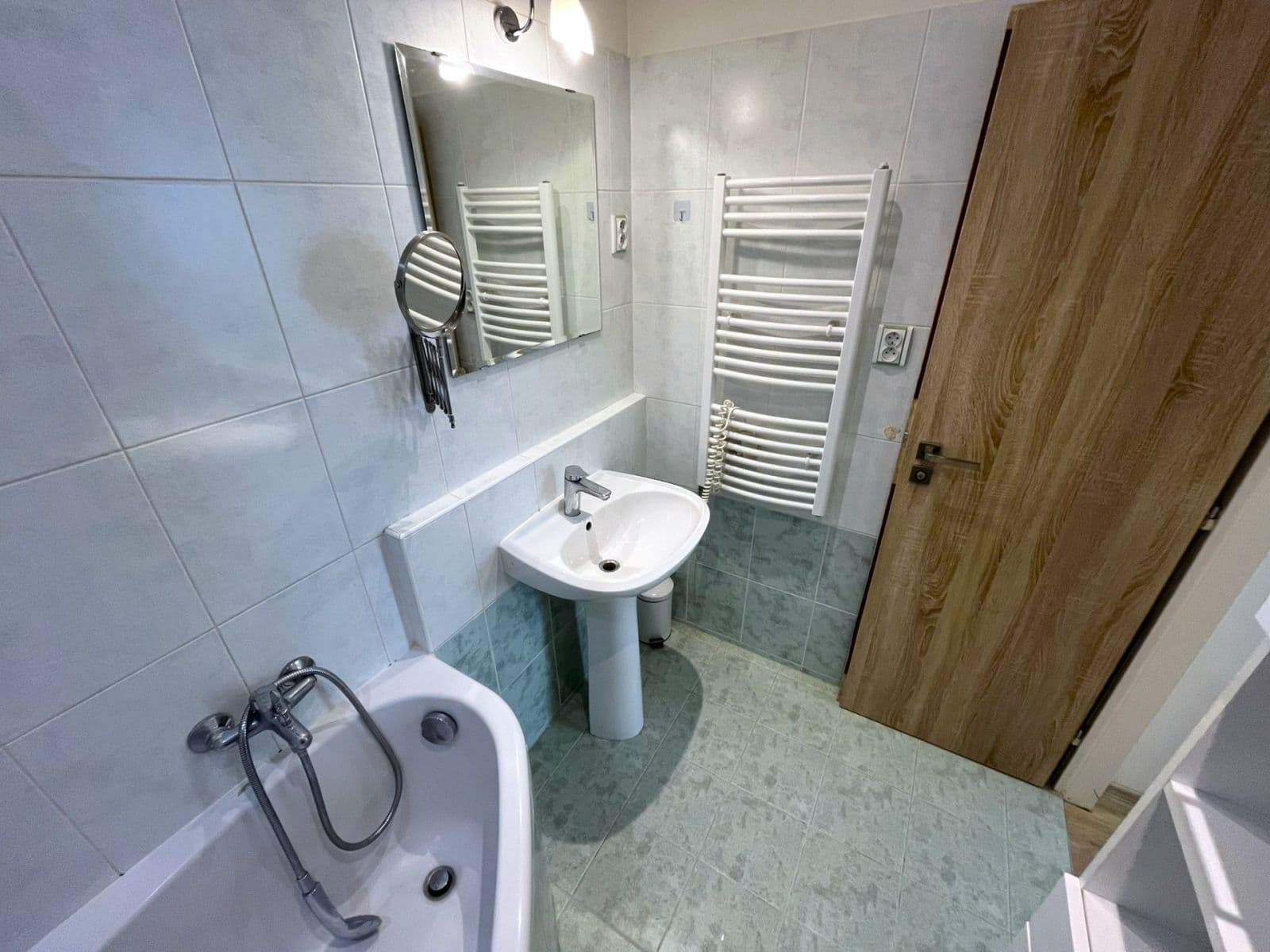 Pronájem bytu 3+1 62 m², Strnadova, Brno, Jihomoravský kraj Pronájem bytu 3+1 62 m², Strnadova, Brno, Jihomoravský kraj