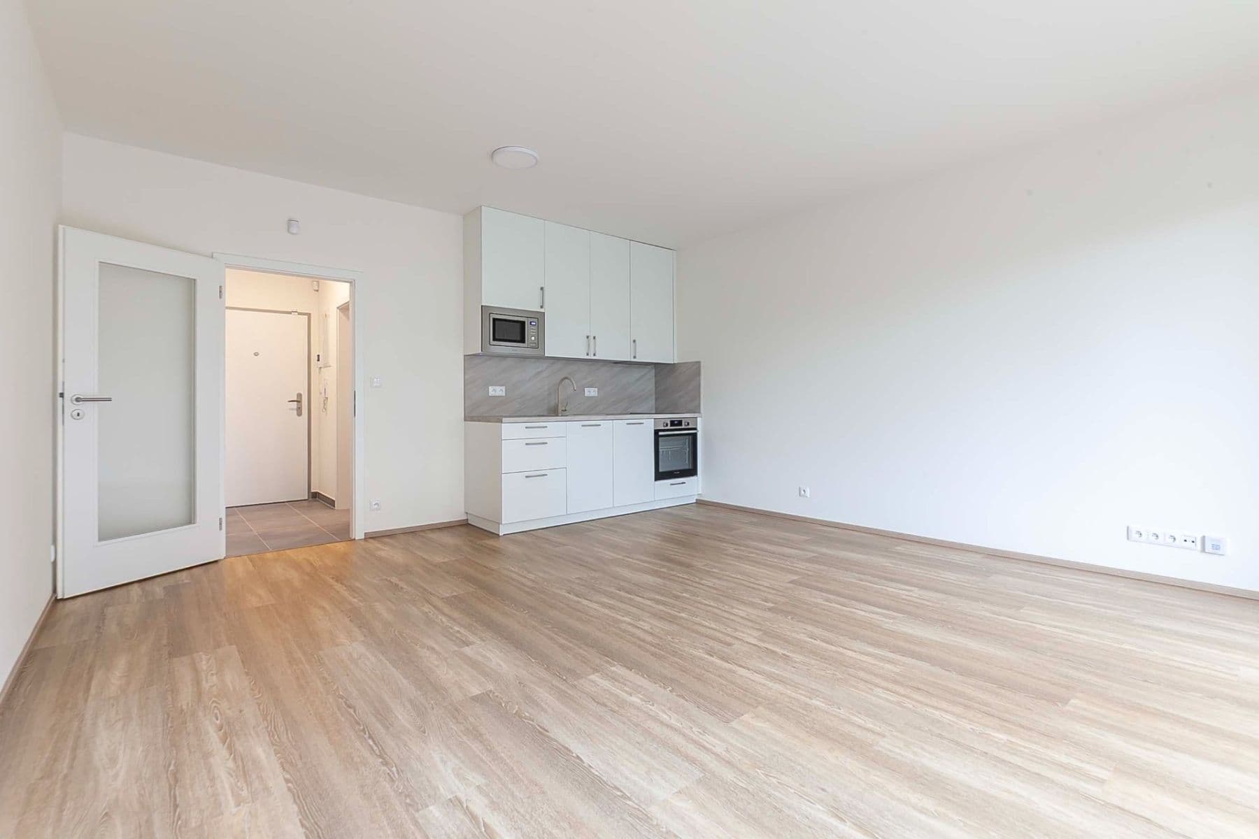 Pronájem bytu 1+kk 36 m², Gerstelova, Praha, Praha Pronájem bytu 1+kk 36 m², Gerstelova, Praha, Praha