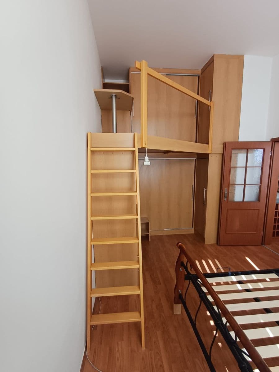 Prodej bytu 2+kk 50 m², Přemyslova, Kralupy nad Vltavou, Středočeský kraj Prodej bytu 2+kk 50 m², Přemyslova, Kralupy nad Vltavou, Středočeský kraj