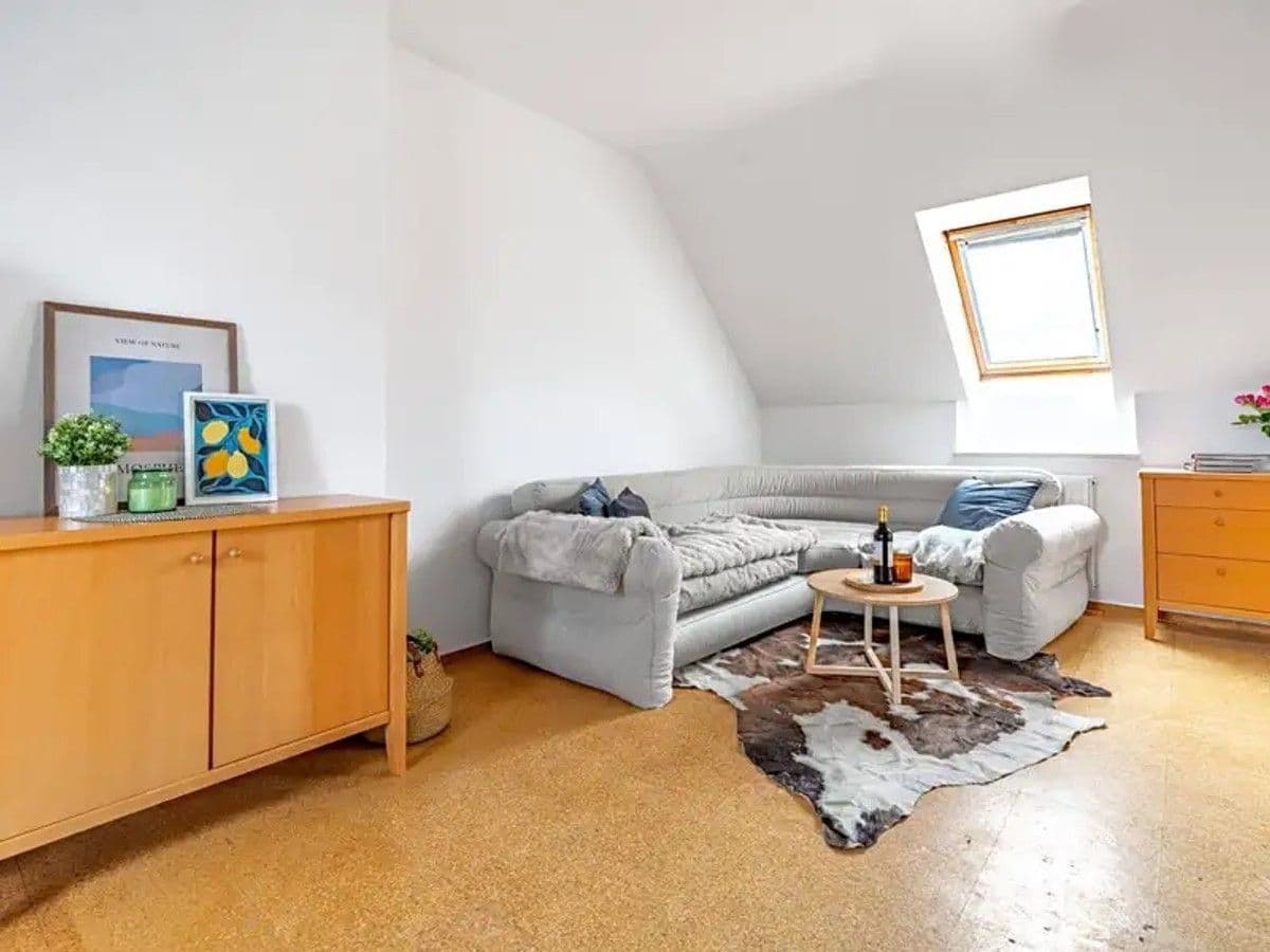 Pronájem bytu 1+kk 37 m², Högrova, Brno, Jihomoravský kraj Pronájem bytu 1+kk 37 m², Högrova, Brno, Jihomoravský kraj
