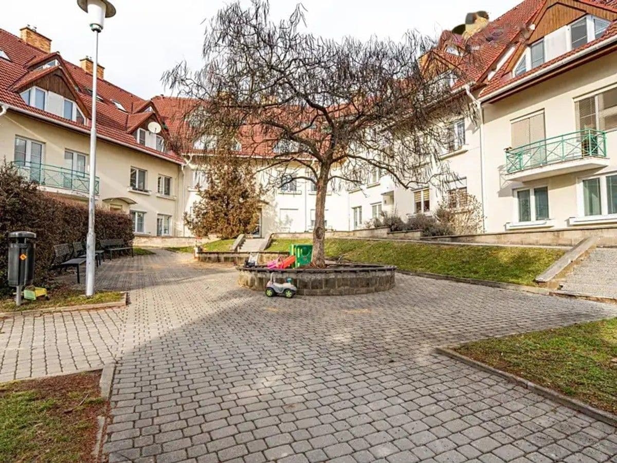 Pronájem bytu 1+kk 37 m², Högrova, Brno, Jihomoravský kraj Pronájem bytu 1+kk 37 m², Högrova, Brno, Jihomoravský kraj