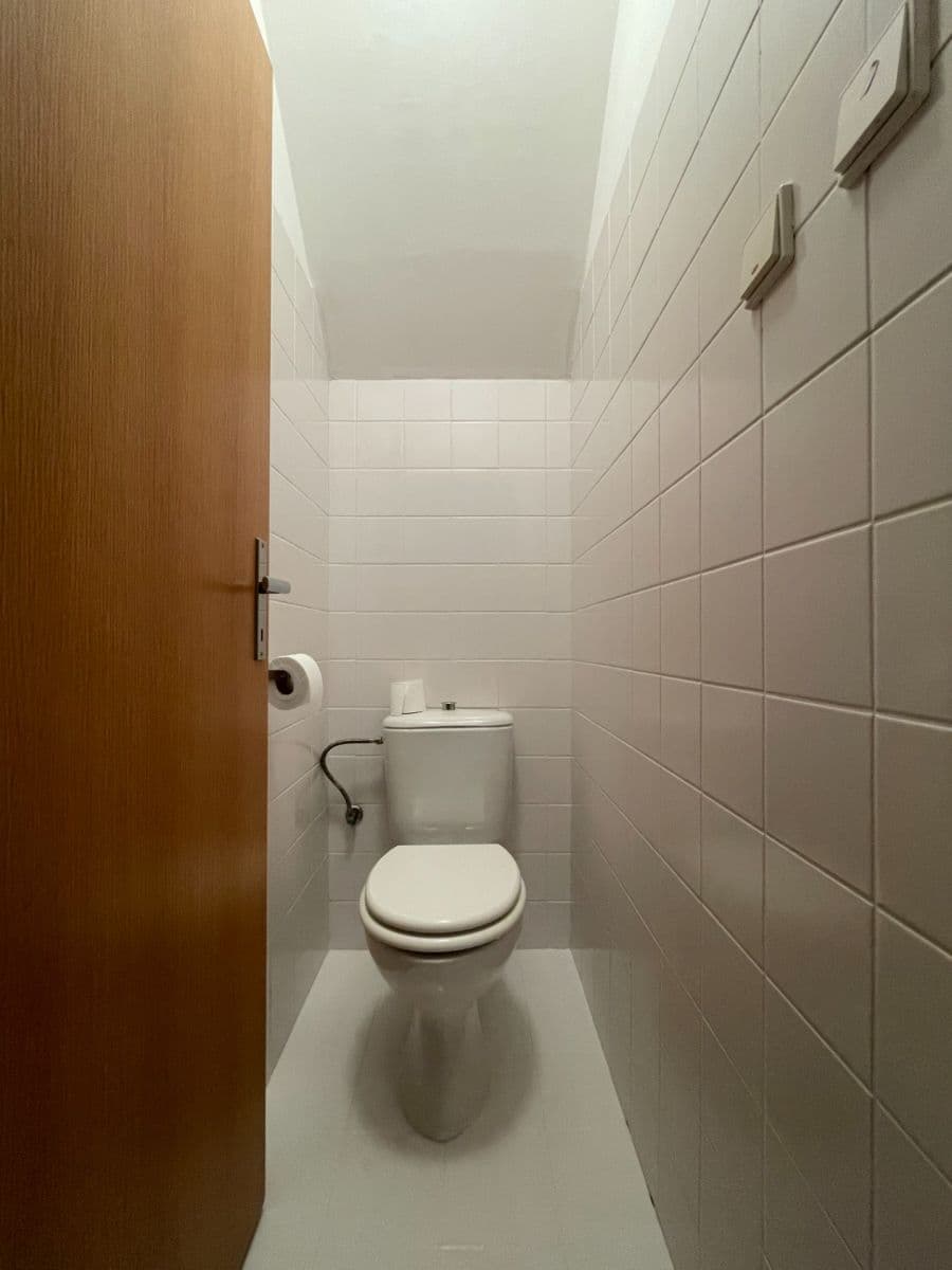 Pronájem bytu 1+kk 37 m², Högrova, Brno, Jihomoravský kraj Pronájem bytu 1+kk 37 m², Högrova, Brno, Jihomoravský kraj