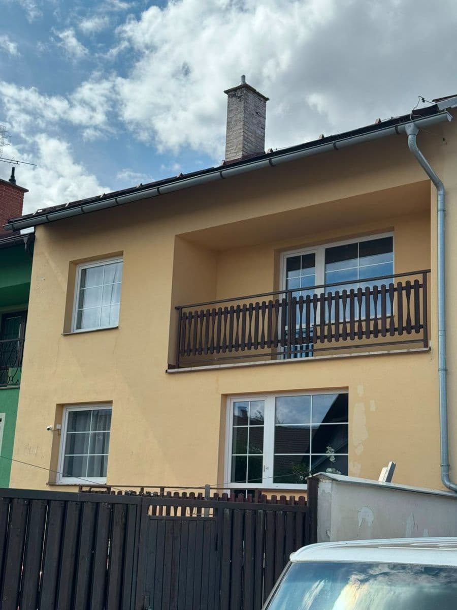 Prodej domu 173 m², pozemek 173 m², U Flory, Žatec, Ústecký kraj Prodej domu 173 m², pozemek 173 m², U Flory, Žatec, Ústecký kraj