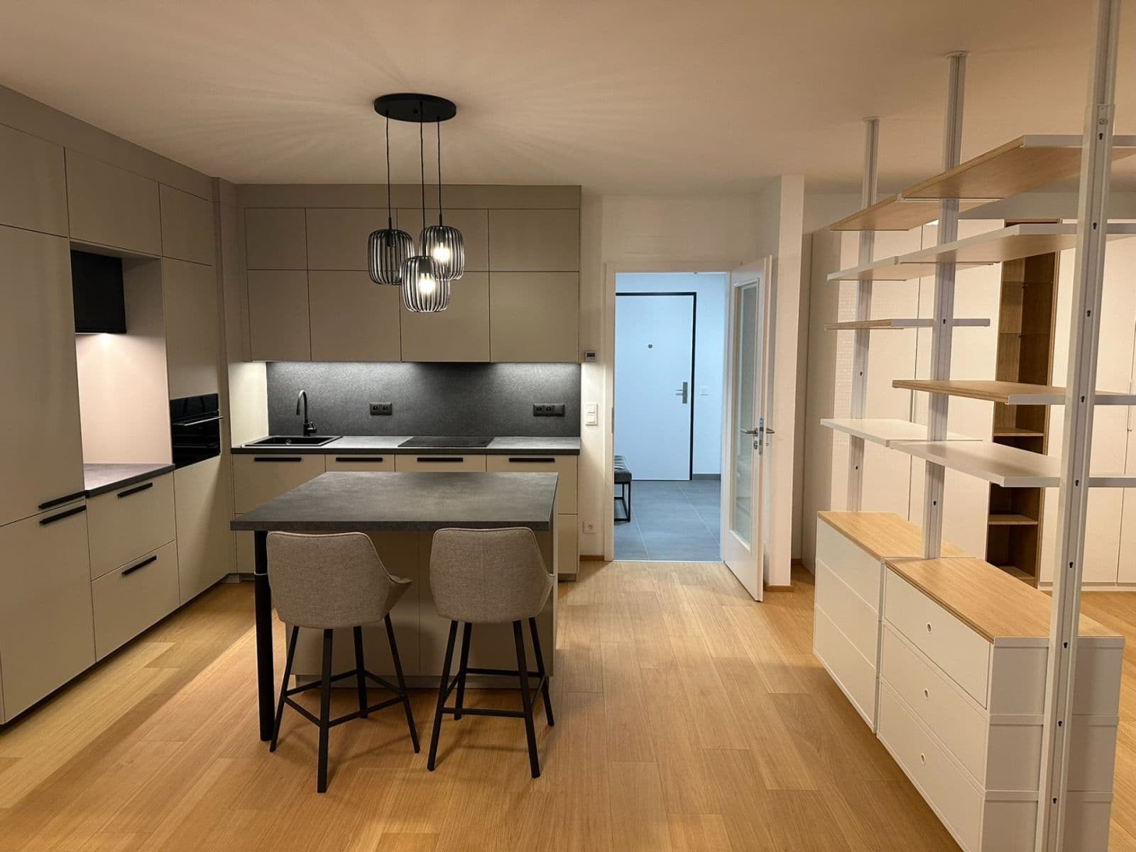 Pronájem bytu 2+kk 53 m², Za Pískovnou, Praha, Praha Pronájem bytu 2+kk 53 m², Za Pískovnou, Praha, Praha