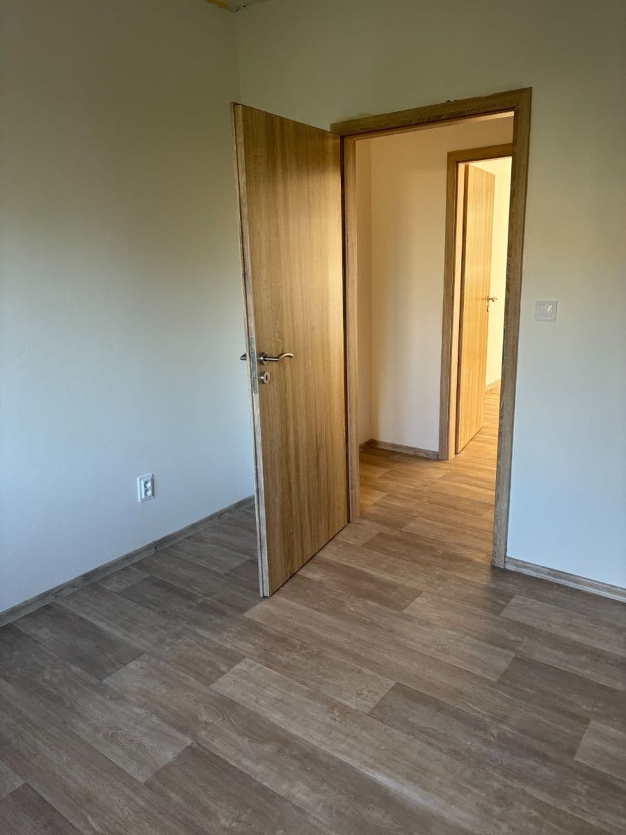 Pronájem bytu 2+1 54 m², třída Svobody, Zlín, Zlínský kraj Pronájem bytu 2+1 54 m², třída Svobody, Zlín, Zlínský kraj