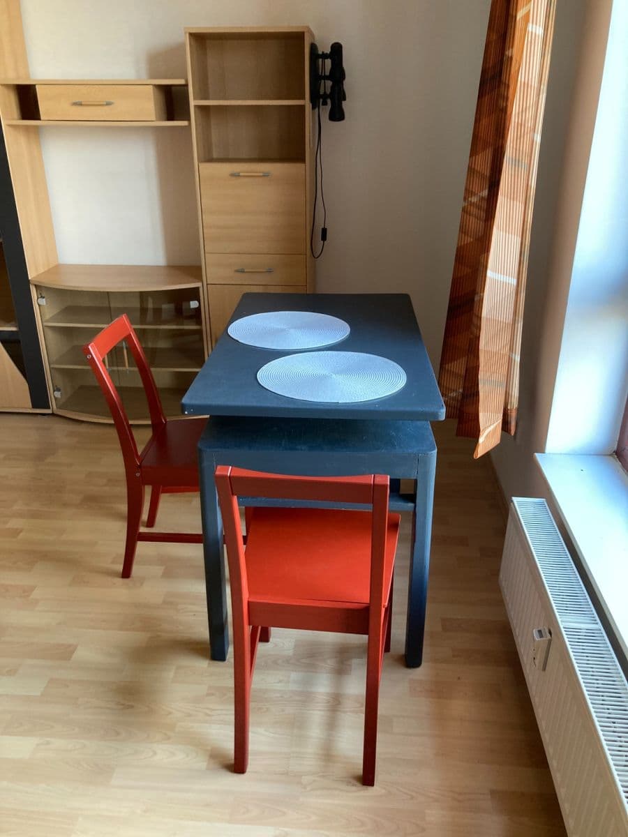 Pronájem bytu 1+kk 31 m², Zimní, Hostivice, Středočeský kraj Pronájem bytu 1+kk 31 m², Zimní, Hostivice, Středočeský kraj