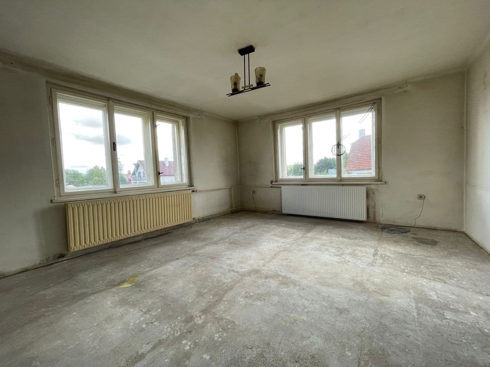 Prodej domu 180 m², pozemek 760 m², Zahradní, Sezemice, Pardubický kraj Prodej domu 180 m², pozemek 760 m², Zahradní, Sezemice, Pardubický kraj