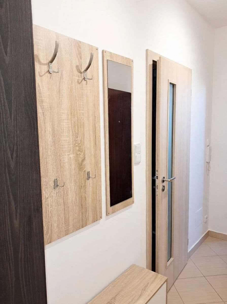 Prodej bytu 1+kk 27 m², Zakšínská, Praha, Praha Prodej bytu 1+kk 27 m², Zakšínská, Praha, Praha