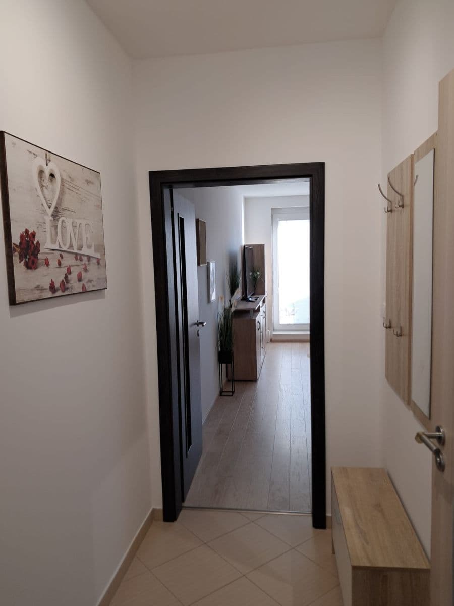 Prodej bytu 1+kk 27 m², Zakšínská, Praha, Praha Prodej bytu 1+kk 27 m², Zakšínská, Praha, Praha