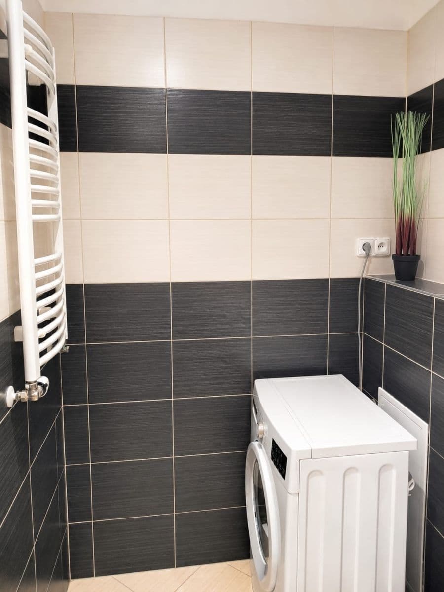 Prodej bytu 1+kk 27 m², Zakšínská, Praha, Praha Prodej bytu 1+kk 27 m², Zakšínská, Praha, Praha