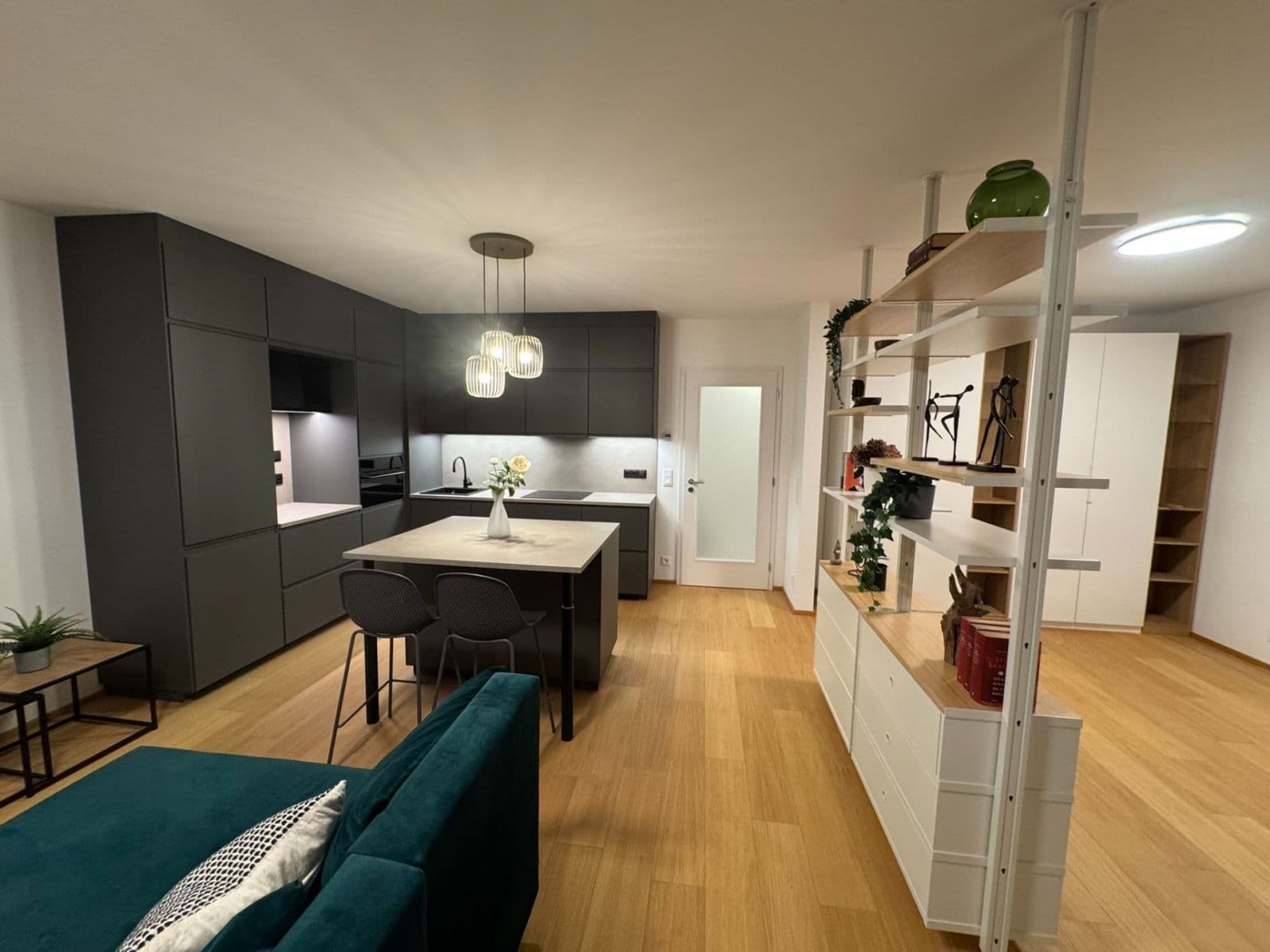 Pronájem bytu 2+kk 53 m², Za Pískovnou, Praha, Praha Pronájem bytu 2+kk 53 m², Za Pískovnou, Praha, Praha