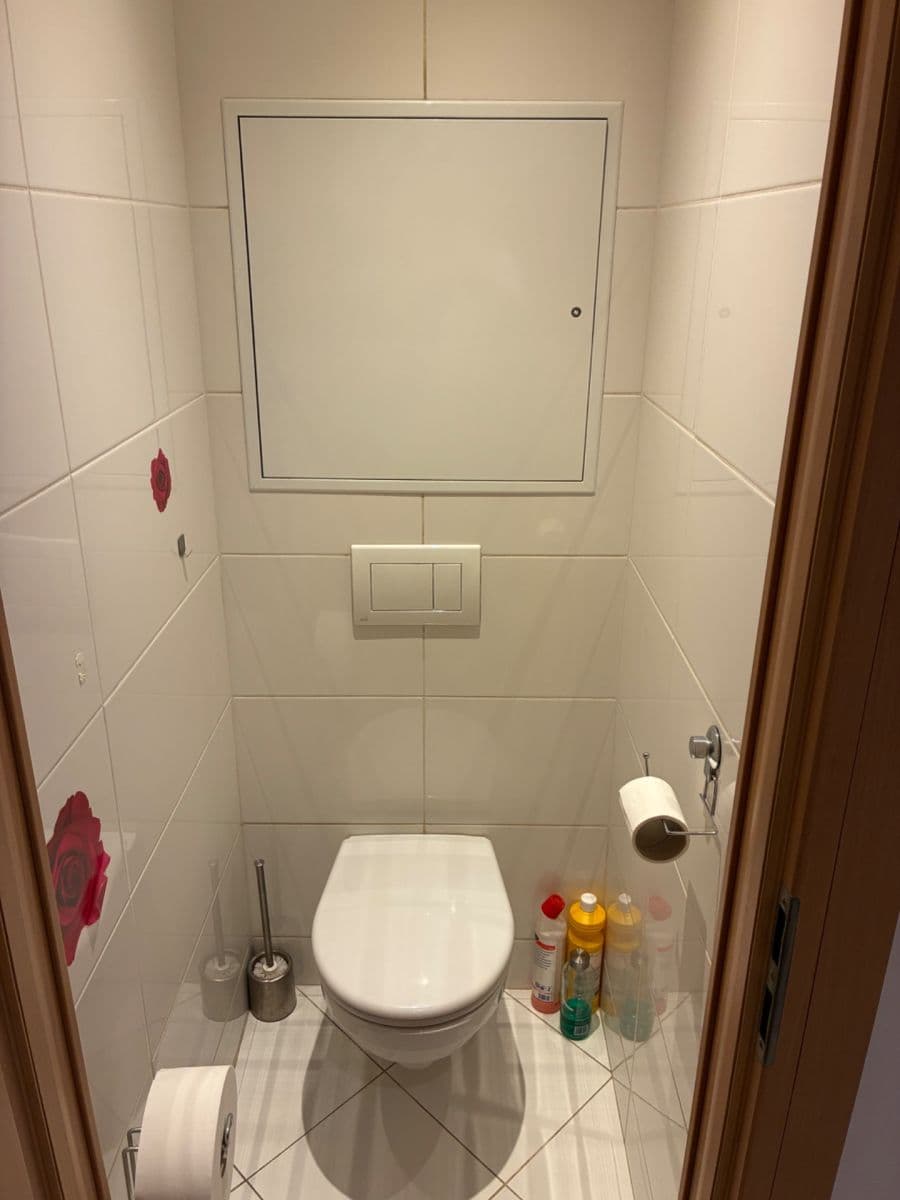 Pronájem bytu 2+kk 44 m², Květnového vítězství, Praha, Praha Pronájem bytu 2+kk 44 m², Květnového vítězství, Praha, Praha