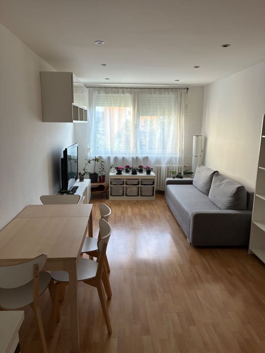 Pronájem bytu 2+kk 44 m², Květnového vítězství, Praha, Praha Pronájem bytu 2+kk 44 m², Květnového vítězství, Praha, Praha