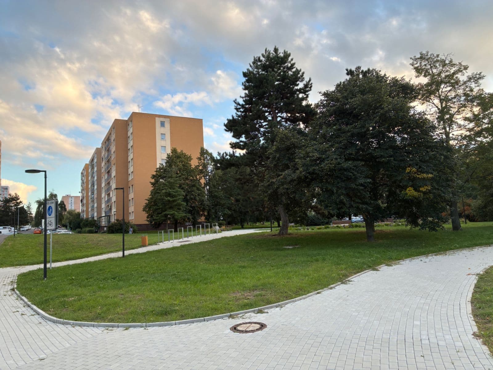 Pronájem bytu 2+kk 44 m², Květnového vítězství, Praha, Praha Pronájem bytu 2+kk 44 m², Květnového vítězství, Praha, Praha
