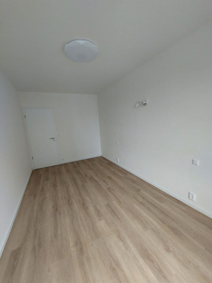 Pronájem bytu 2+kk 55 m², Divíškové, Praha, Praha Pronájem bytu 2+kk 55 m², Divíškové, Praha, Praha