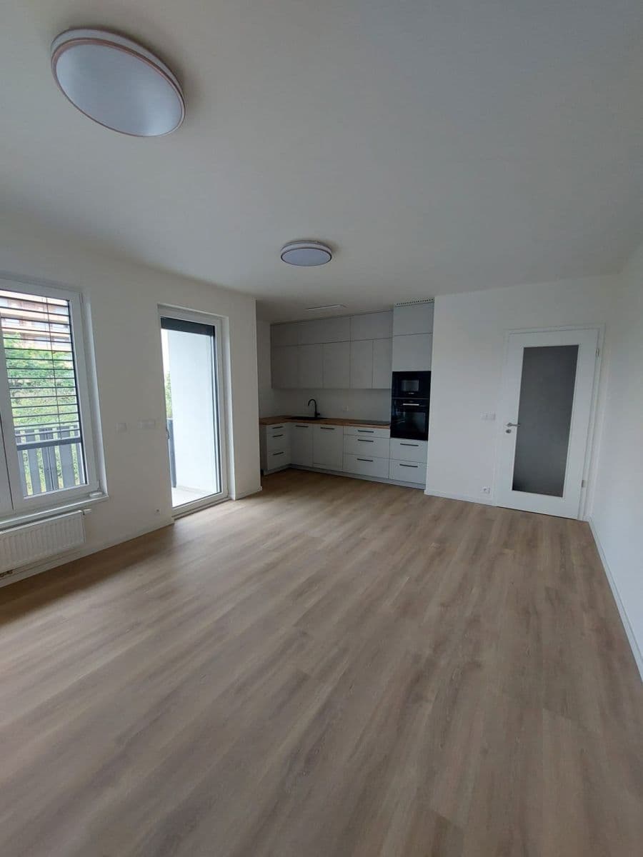 Pronájem bytu 2+kk 55 m², Divíškové, Praha, Praha Pronájem bytu 2+kk 55 m², Divíškové, Praha, Praha