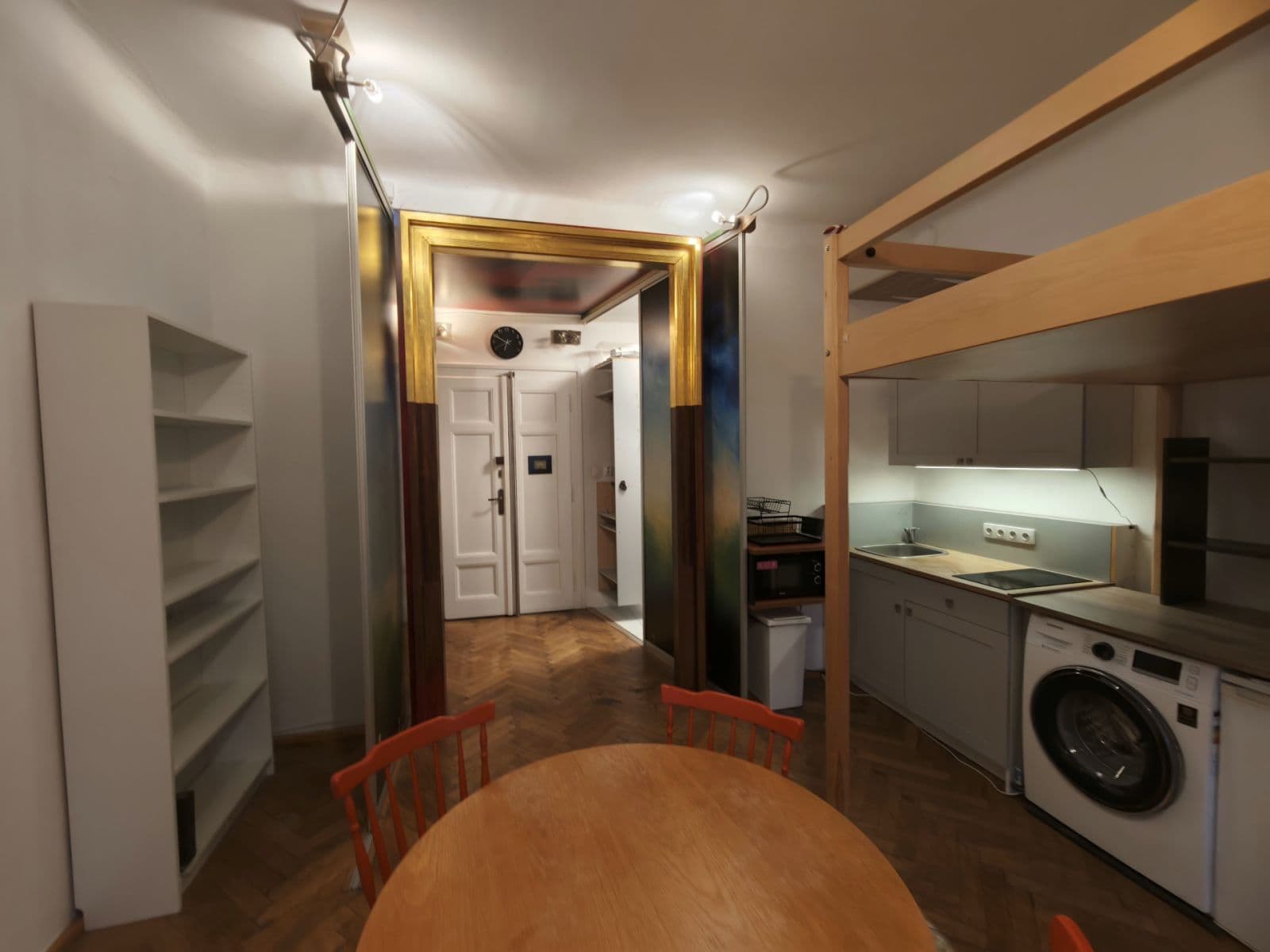 Pronájem bytu 1+kk 27 m², Eliášova, Praha, Praha Pronájem bytu 1+kk 27 m², Eliášova, Praha, Praha