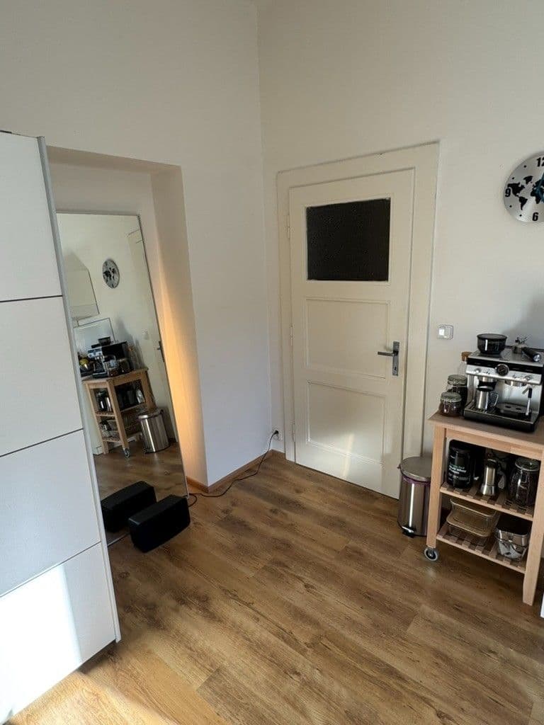 Pronájem bytu 1+kk 30 m², Michaila Jurjeviče Lermontova, Praha, Praha Pronájem bytu 1+kk 30 m², Michaila Jurjeviče Lermontova, Praha, Praha