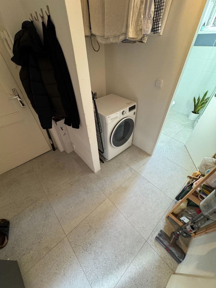 Pronájem bytu 1+kk 30 m², Michaila Jurjeviče Lermontova, Praha, Praha Pronájem bytu 1+kk 30 m², Michaila Jurjeviče Lermontova, Praha, Praha