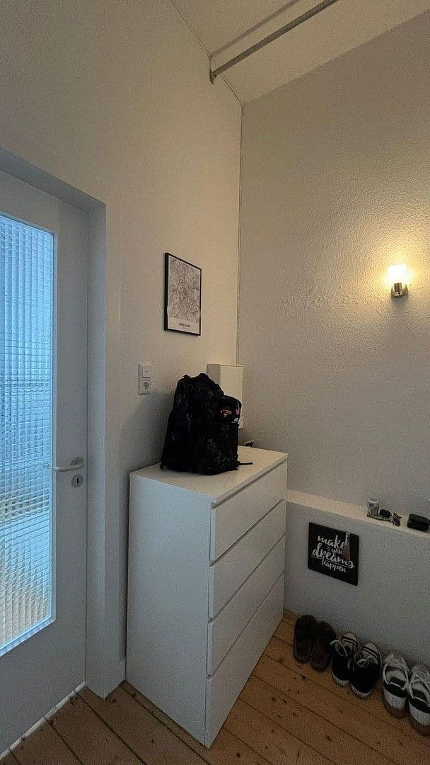 Pronájem bytu 1+1 34 m², Viktoriastraße 4, Bad Oeynhausen, Severní Porýní-Vestfálsko Pronájem bytu 1+1 34 m², Viktoriastraße 4, Bad Oeynhausen, Severní Porýní-Vestfálsko