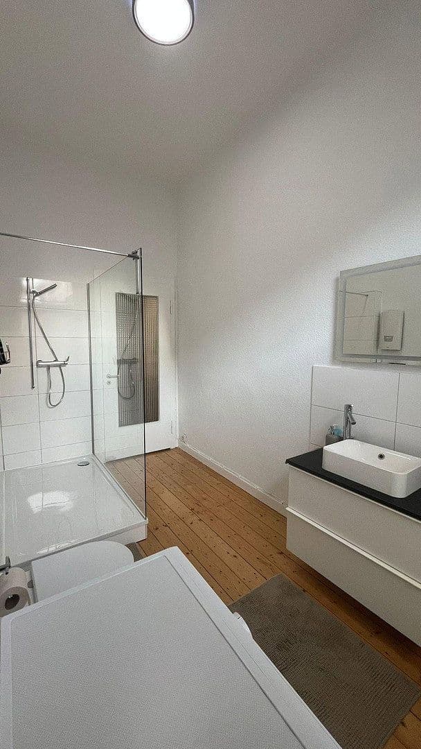 Pronájem bytu 1+1 34 m², Viktoriastraße 4, Bad Oeynhausen, Severní Porýní-Vestfálsko Pronájem bytu 1+1 34 m², Viktoriastraße 4, Bad Oeynhausen, Severní Porýní-Vestfálsko