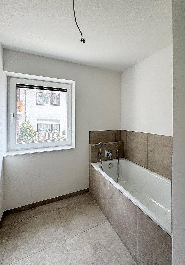 Pronájem bytu 3+1 81 m², Heilwigstraße 19, München-Trudering, Bavorsko Pronájem bytu 3+1 81 m², Heilwigstraße 19, München-Trudering, Bavorsko