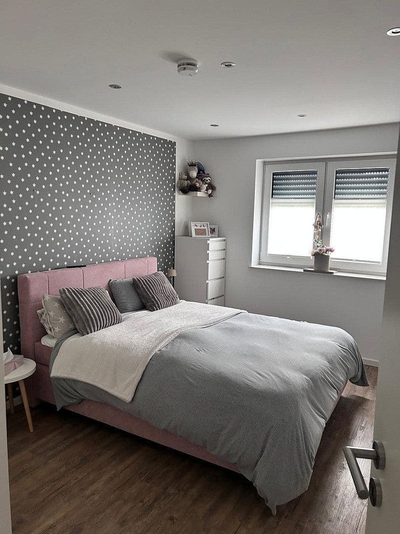 Pronájem bytu 3+1 96 m², Hünstetten, Hessen Pronájem bytu 3+1 96 m², Hünstetten, Hessen