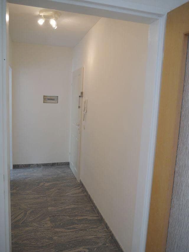Pronájem bytu 1+1 33 m², Stuttgart, Bádensko-Württembersko Pronájem bytu 1+1 33 m², Stuttgart, Bádensko-Württembersko