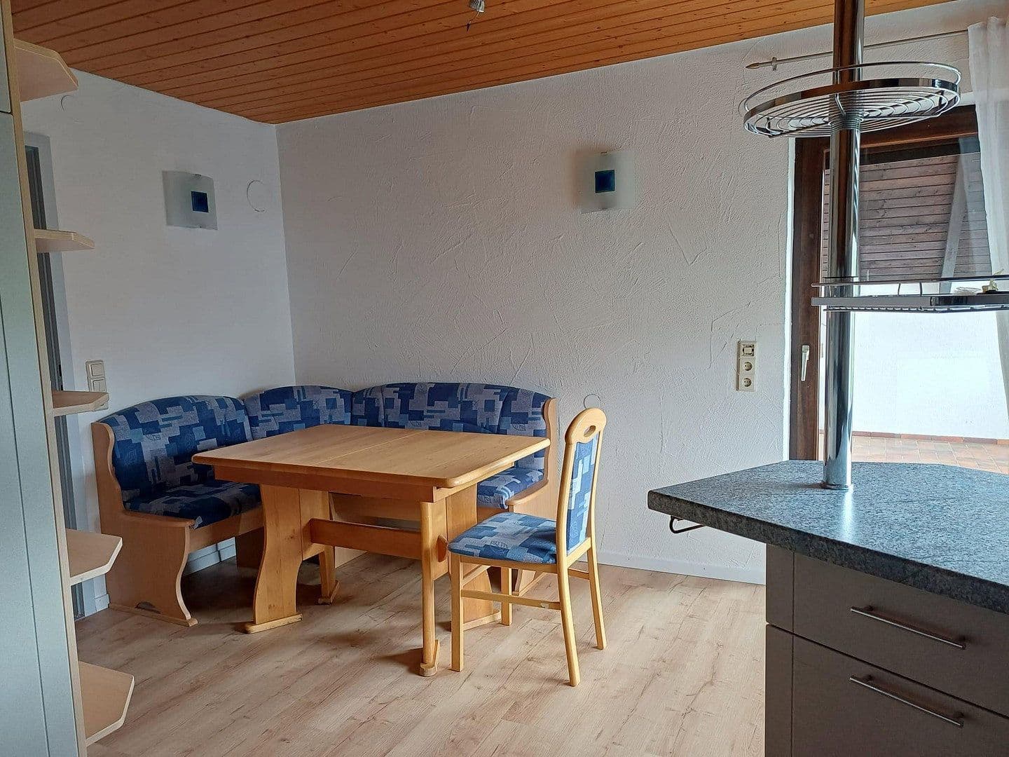 Pronájem bytu 4+1 90 m², Biberach an der Riß, Bádensko-Württembersko Pronájem bytu 4+1 90 m², Biberach an der Riß, Bádensko-Württembersko