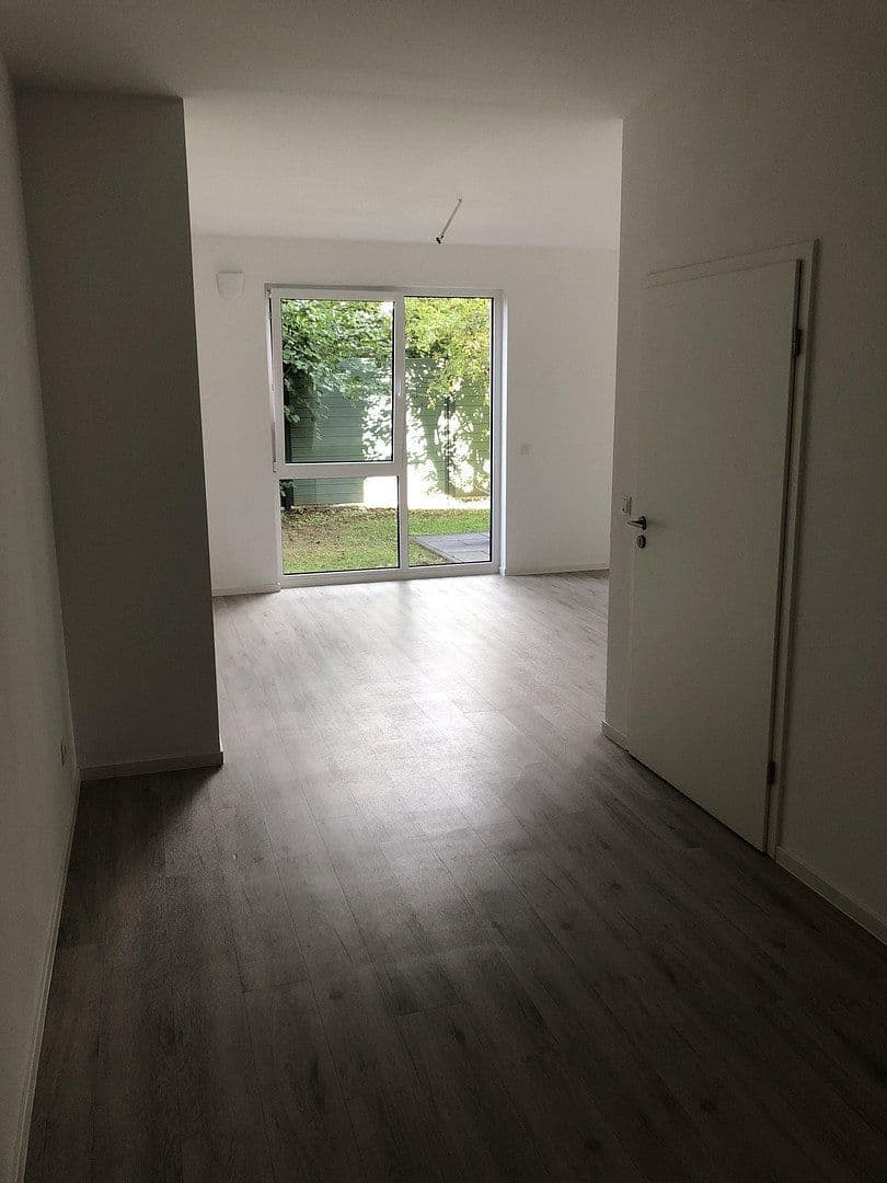 Pronájem bytu 3+1 83 m², Remagen, Porýní-Falc Pronájem bytu 3+1 83 m², Remagen, Porýní-Falc