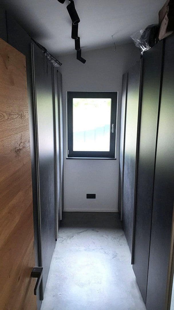 Prodej domu 177 m², pozemek 941 m², Reichshof, Severní Porýní-Vestfálsko Prodej domu 177 m², pozemek 941 m², Reichshof, Severní Porýní-Vestfálsko