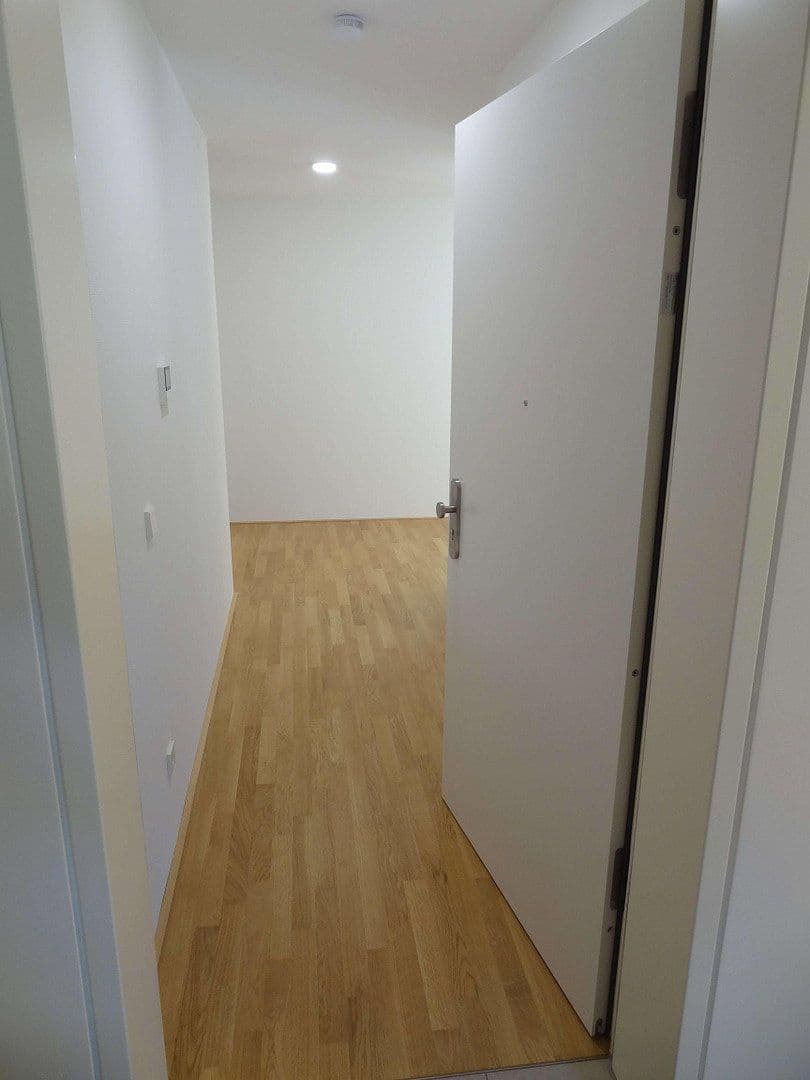 Pronájem bytu 2+1 64 m², Ulm, Bádensko-Württembersko Pronájem bytu 2+1 64 m², Ulm, Bádensko-Württembersko