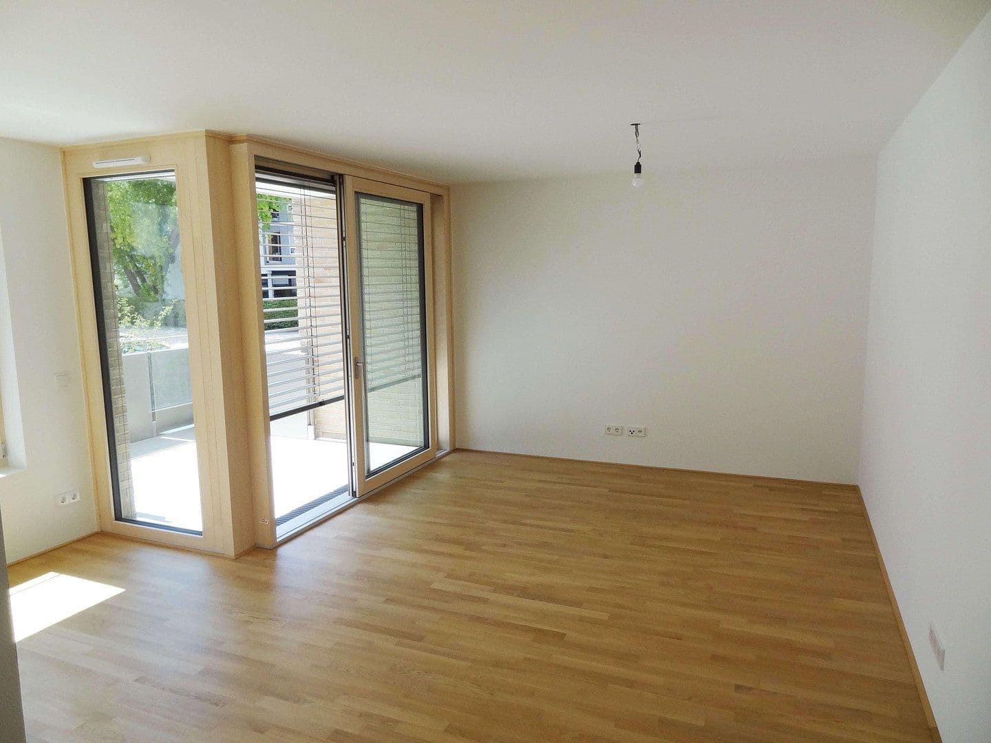 Pronájem bytu 2+1 64 m², Ulm, Bádensko-Württembersko Pronájem bytu 2+1 64 m², Ulm, Bádensko-Württembersko