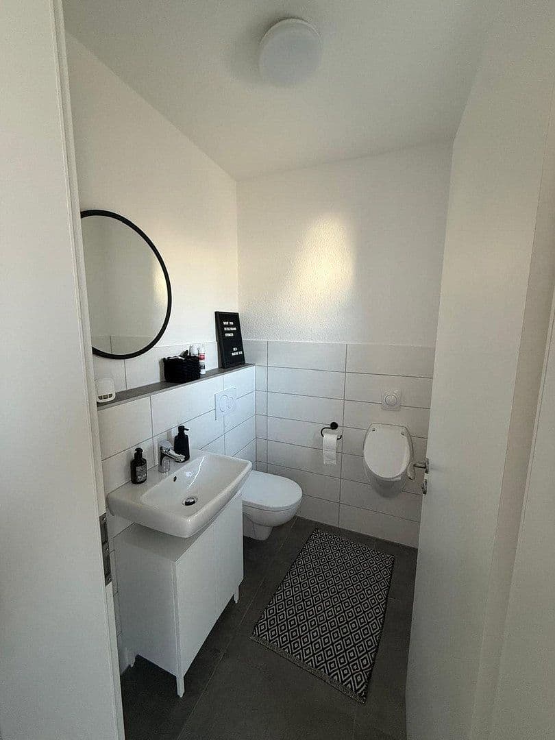 Pronájem domu 173 m², pozemek 700 m², Wunstorf, Dolní Sasko Pronájem domu 173 m², pozemek 700 m², Wunstorf, Dolní Sasko